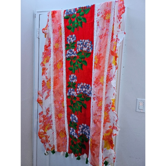 Desi three piece - Picture 7 of 9